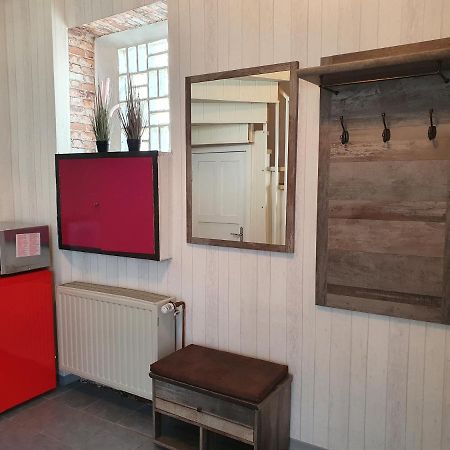 Gemuetliches Zimmer Mit Eigenem Bad Und Kueche Swisttal Luaran gambar