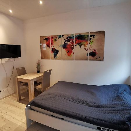 Gemuetliches Zimmer Mit Eigenem Bad Und Kueche Swisttal Luaran gambar