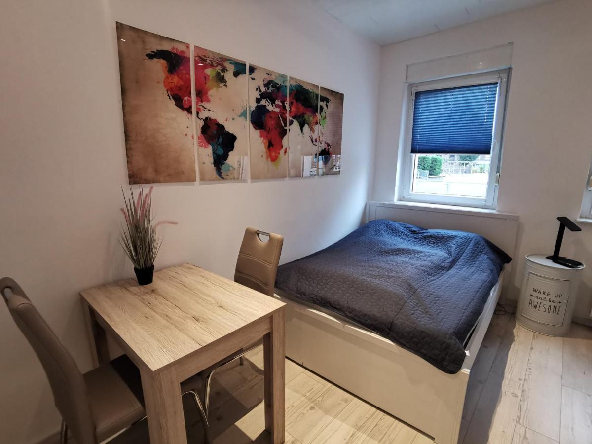 Gemuetliches Zimmer Mit Eigenem Bad Und Kueche Swisttal Luaran gambar